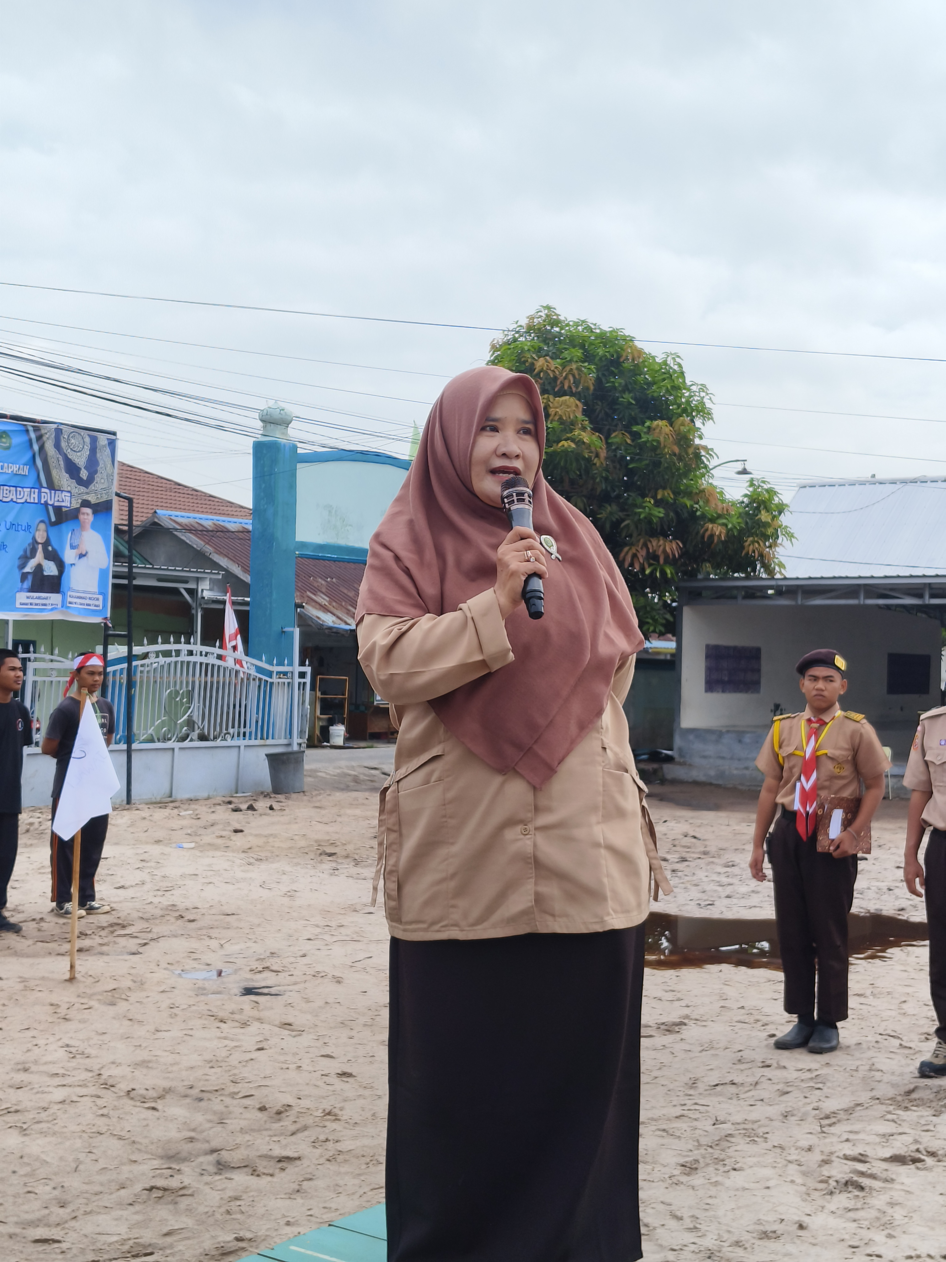 Latih Kepedulian dan Cinta Alam Melalui Jelajah Medan Pramuka Darul Amin Latih Kepedulian dan Cinta Alam Melalui Jelajah Medan Pramuka Darul Amin
